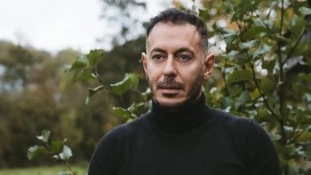 جلطة قلبية.. تفاصيل إصابة والد مصطفى شعبان الصحية